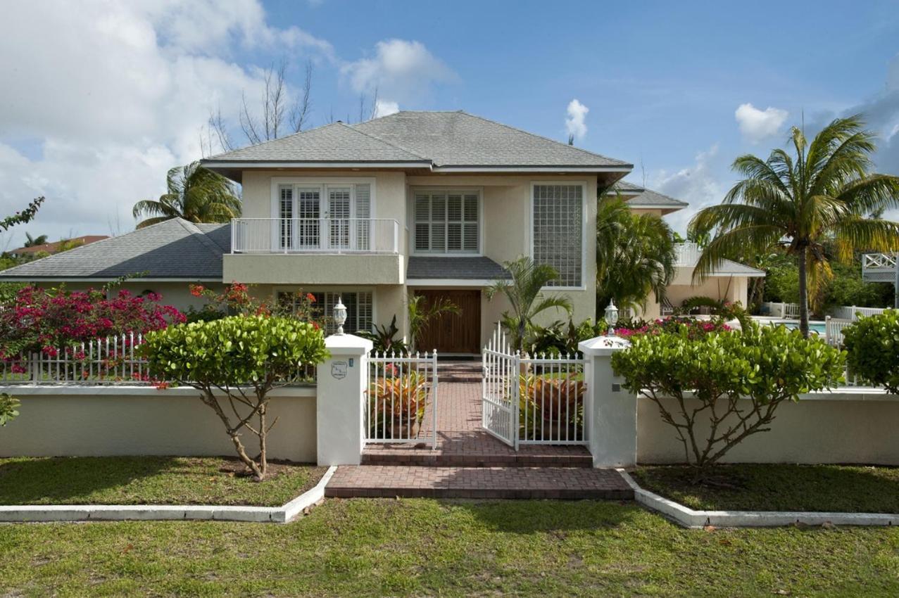 Long Island Breeze Compound Home Nassau Exterior photo