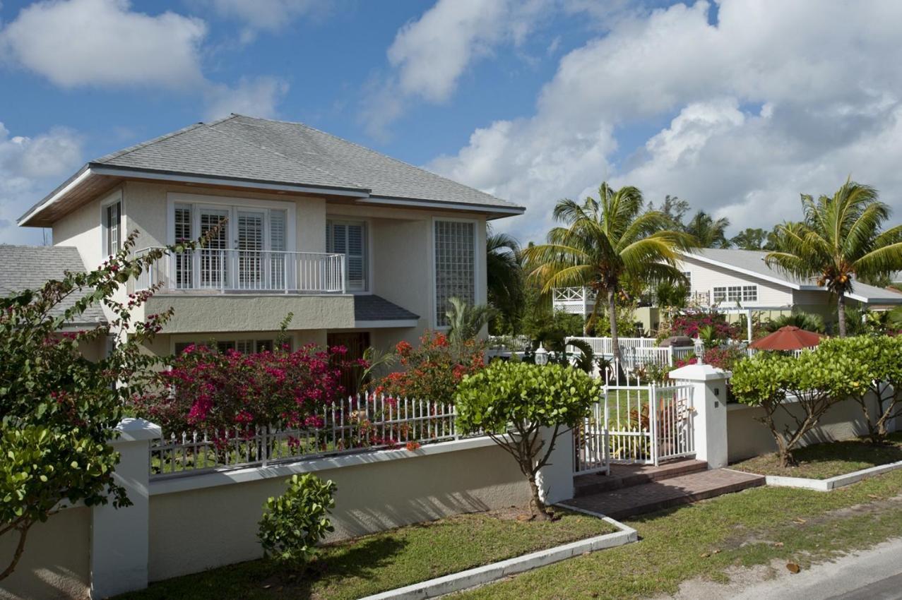 Long Island Breeze Compound Home Nassau Exterior photo